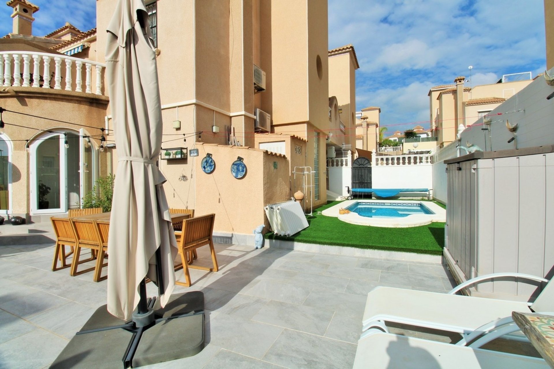 Reventa - Town House -
Villamartin - Costa Blanca