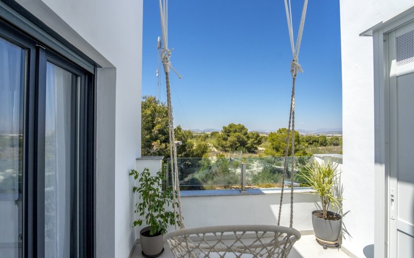Reventa - Town House -
Villamartin - Costa Blanca