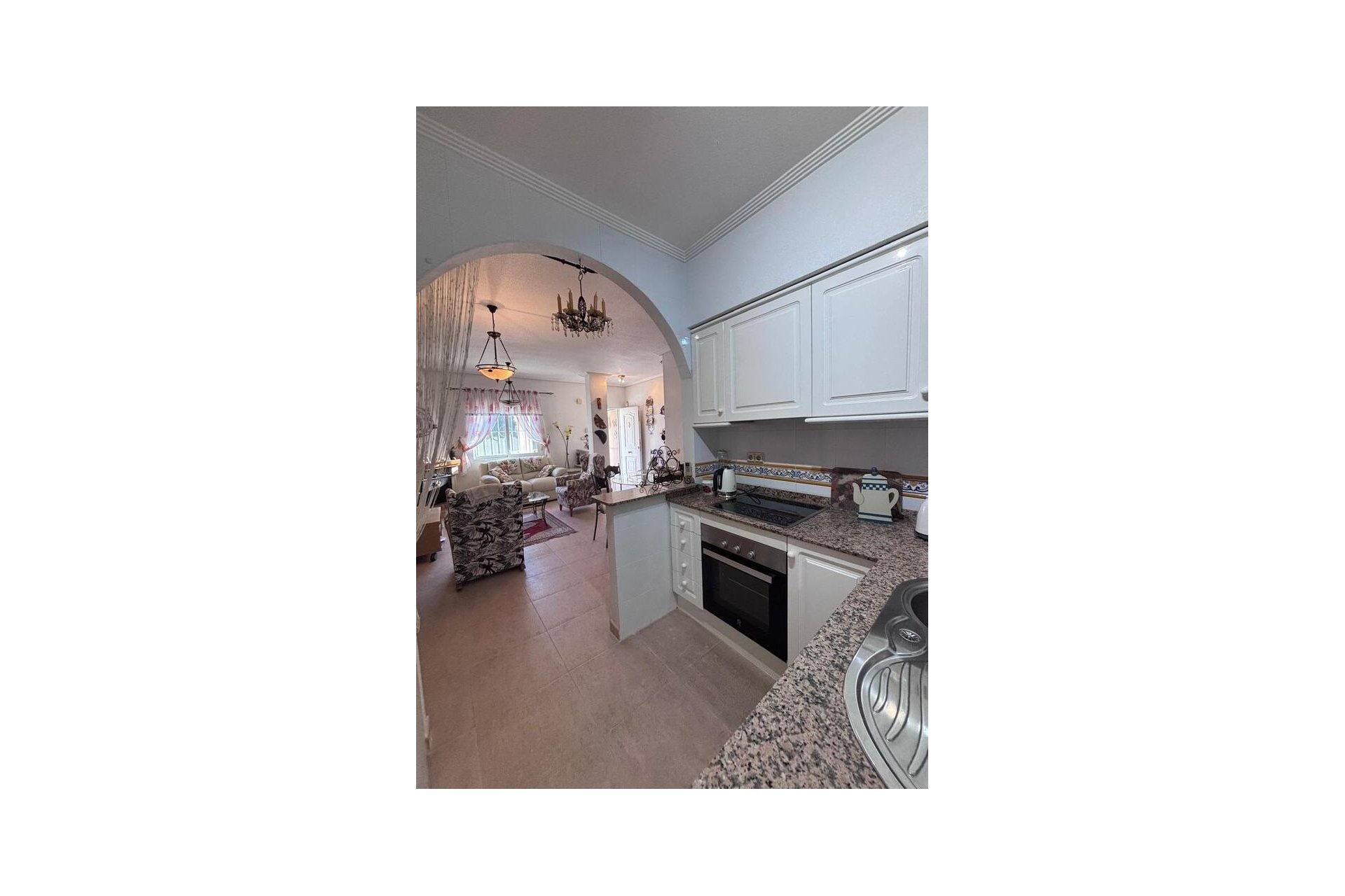 Reventa - Town House -
Villamartin - Orihuela Costa