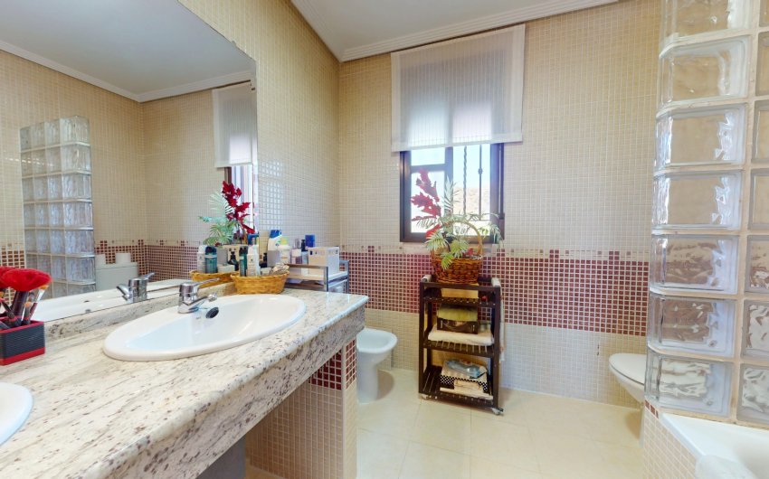 Reventa - Villa -
Aguilas