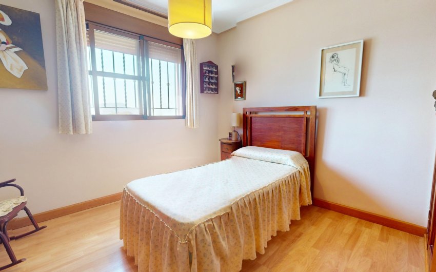 Reventa - Villa -
Aguilas