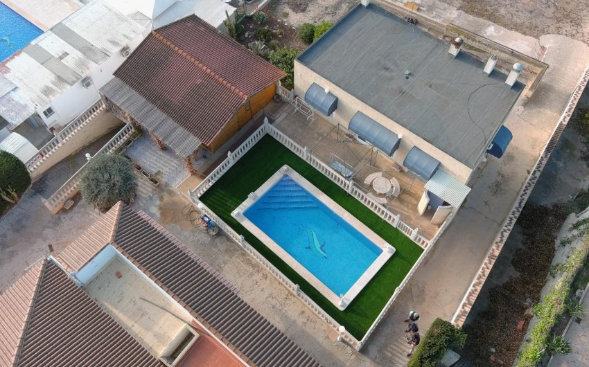 Reventa - Villa -
Albatera - Inland