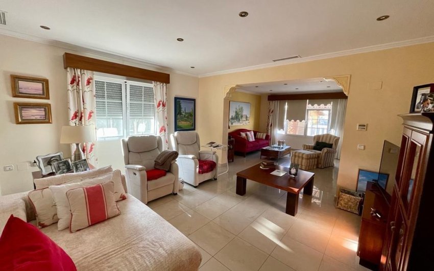 Reventa - Villa -
Albatera - Inland