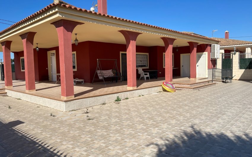 Reventa - Villa -
Albatera - Inland