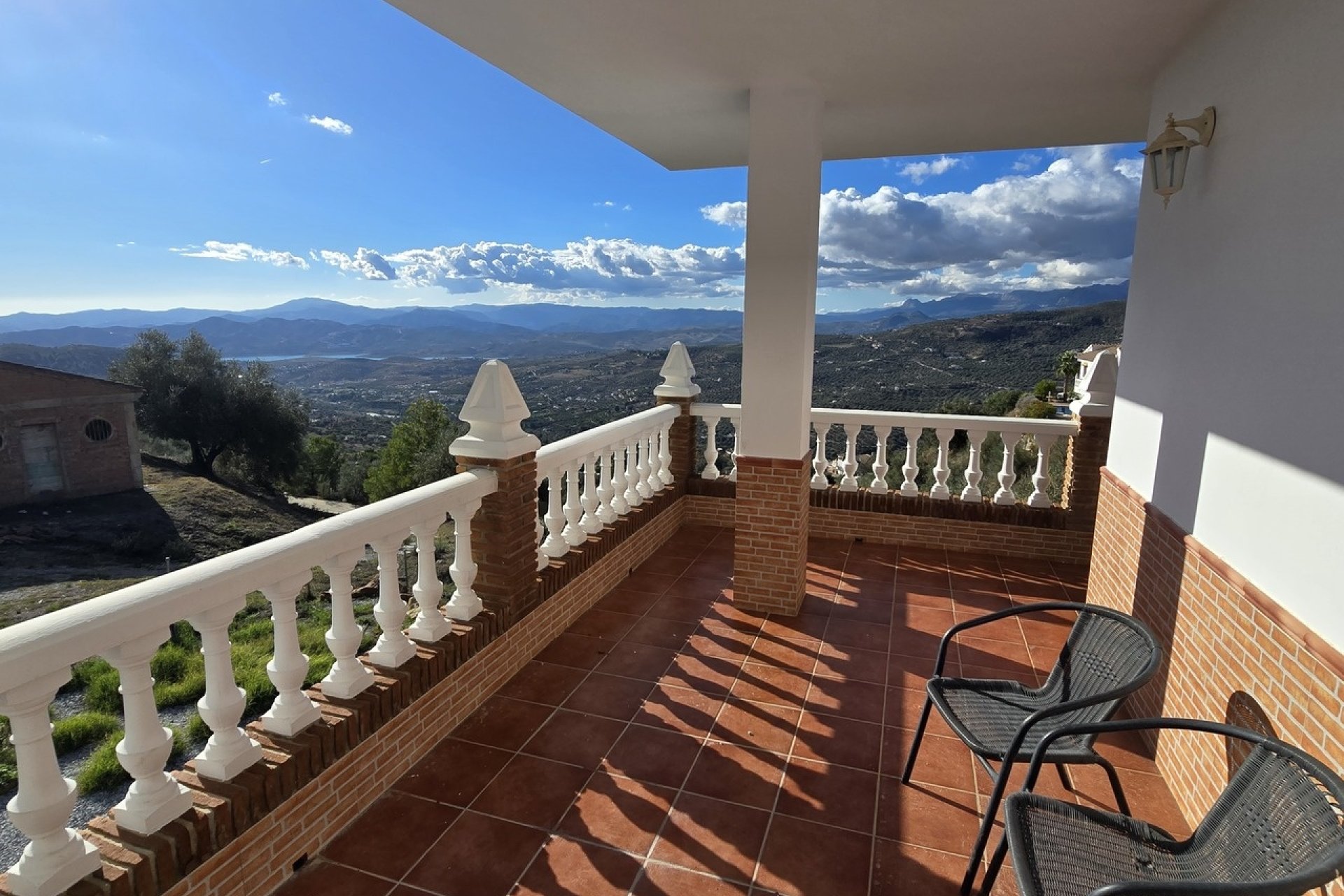 Reventa - Villa -
Alcaucín - Inland