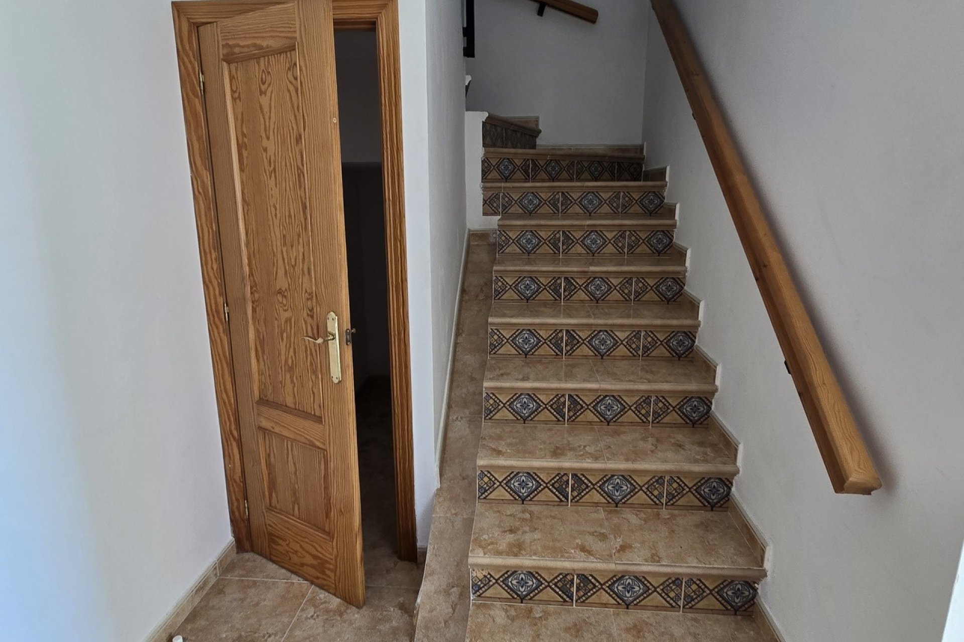 Reventa - Villa -
Alcaucín - Inland