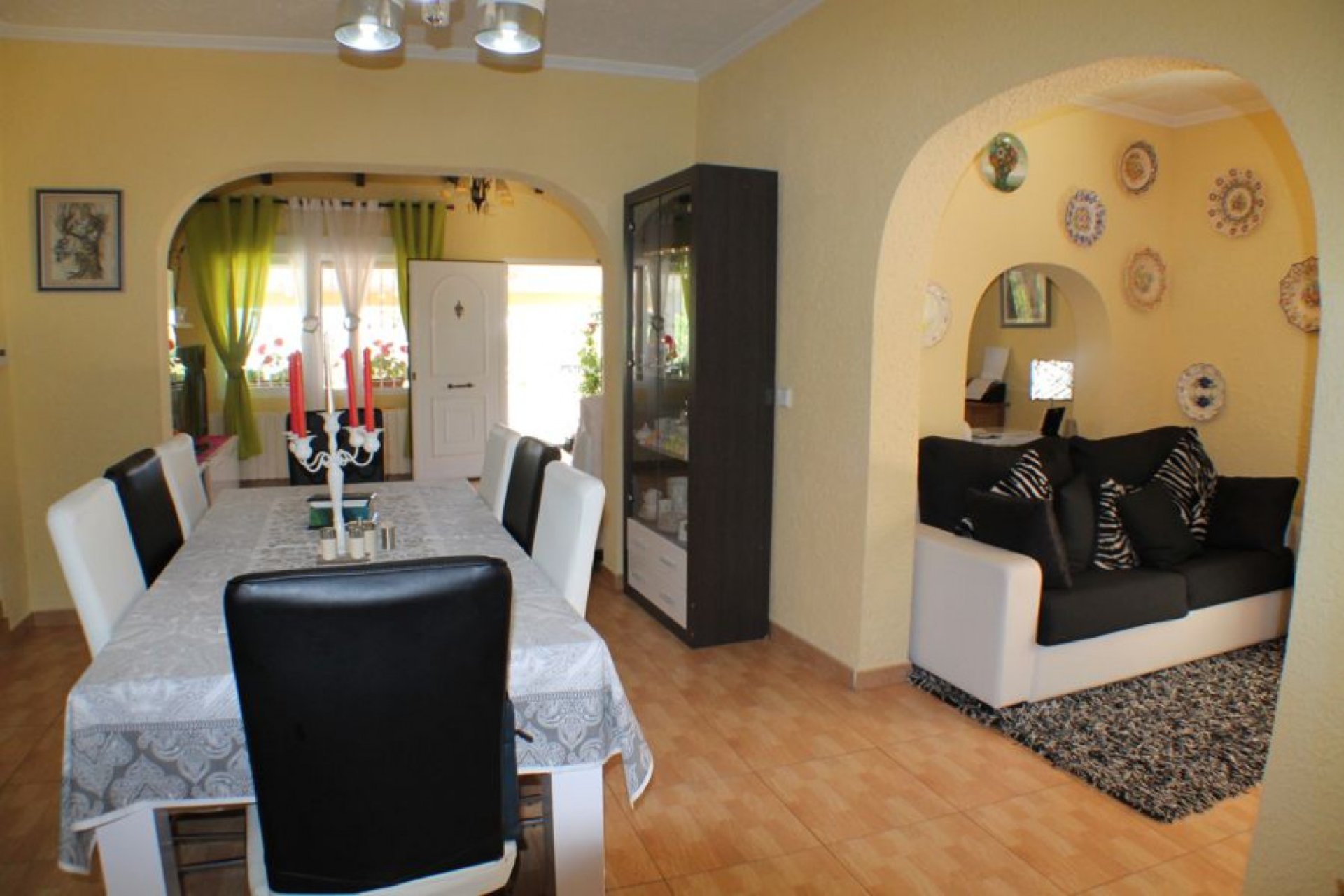 Reventa - Villa -
Alfas del Pí - Urbanizaciones