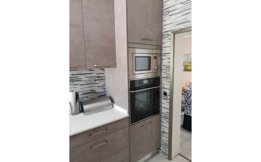 Reventa - Villa -
Alfas del Pí - Urbanizaciones