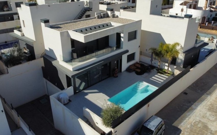 Reventa - Villa -
Algorfa - Inland