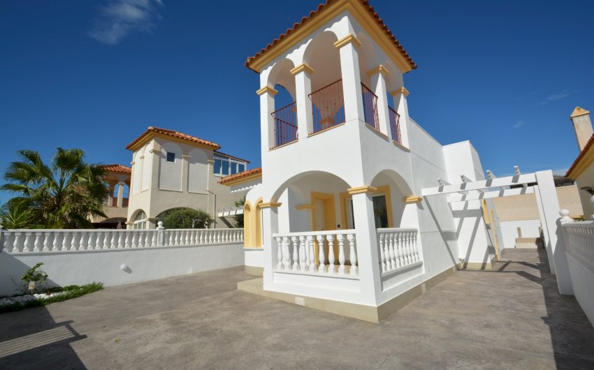 Reventa - Villa -
Algorfa - Inland