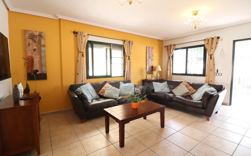 Reventa - Villa -
Algorfa - Lo Crispin