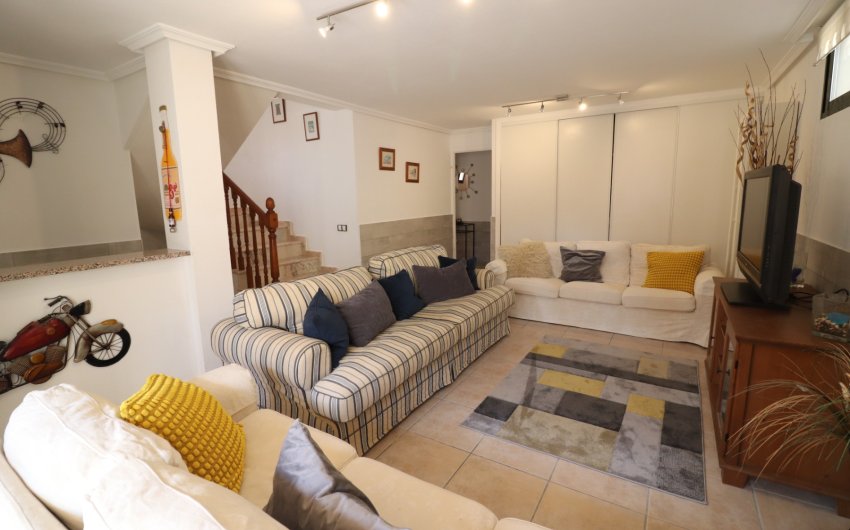 Reventa - Villa -
Algorfa - Lo Crispin