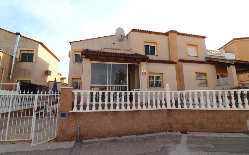 Reventa - Villa -
Algorfa - Montebello