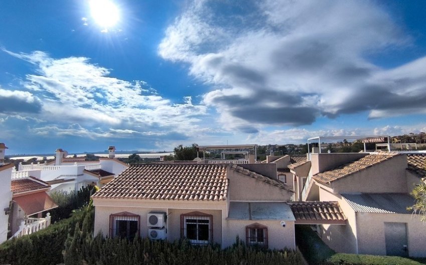 Reventa - Villa -
Algorfa - Montemar