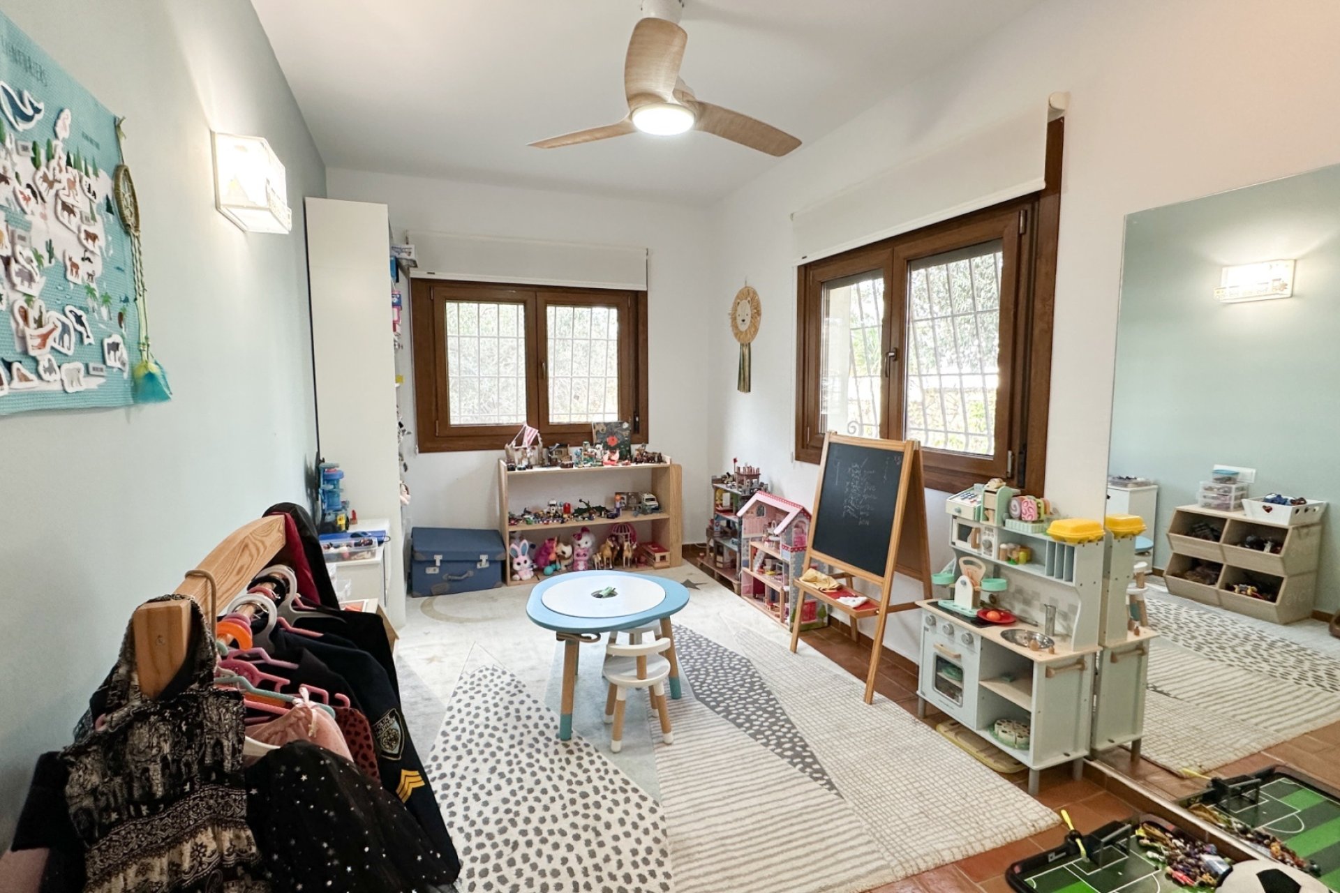 Reventa - Villa -
Alicante - Campoamor