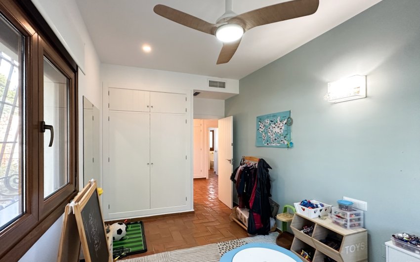 Reventa - Villa -
Alicante - Campoamor