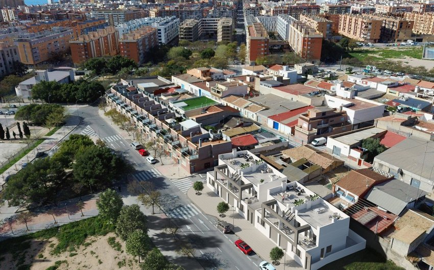 Reventa - Villa -
Alicante - Vistahermosa