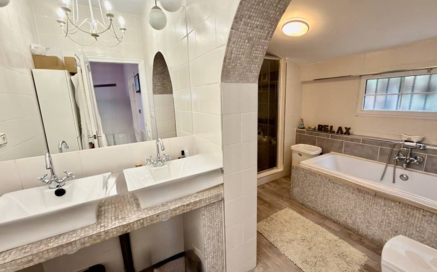 Reventa - Villa -
Almoradí - Heredades