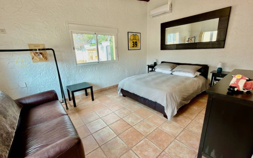 Reventa - Villa -
Almoradí - Heredades