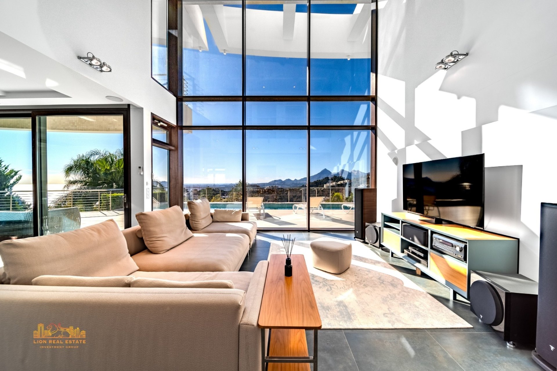 Reventa - Villa -
Altea