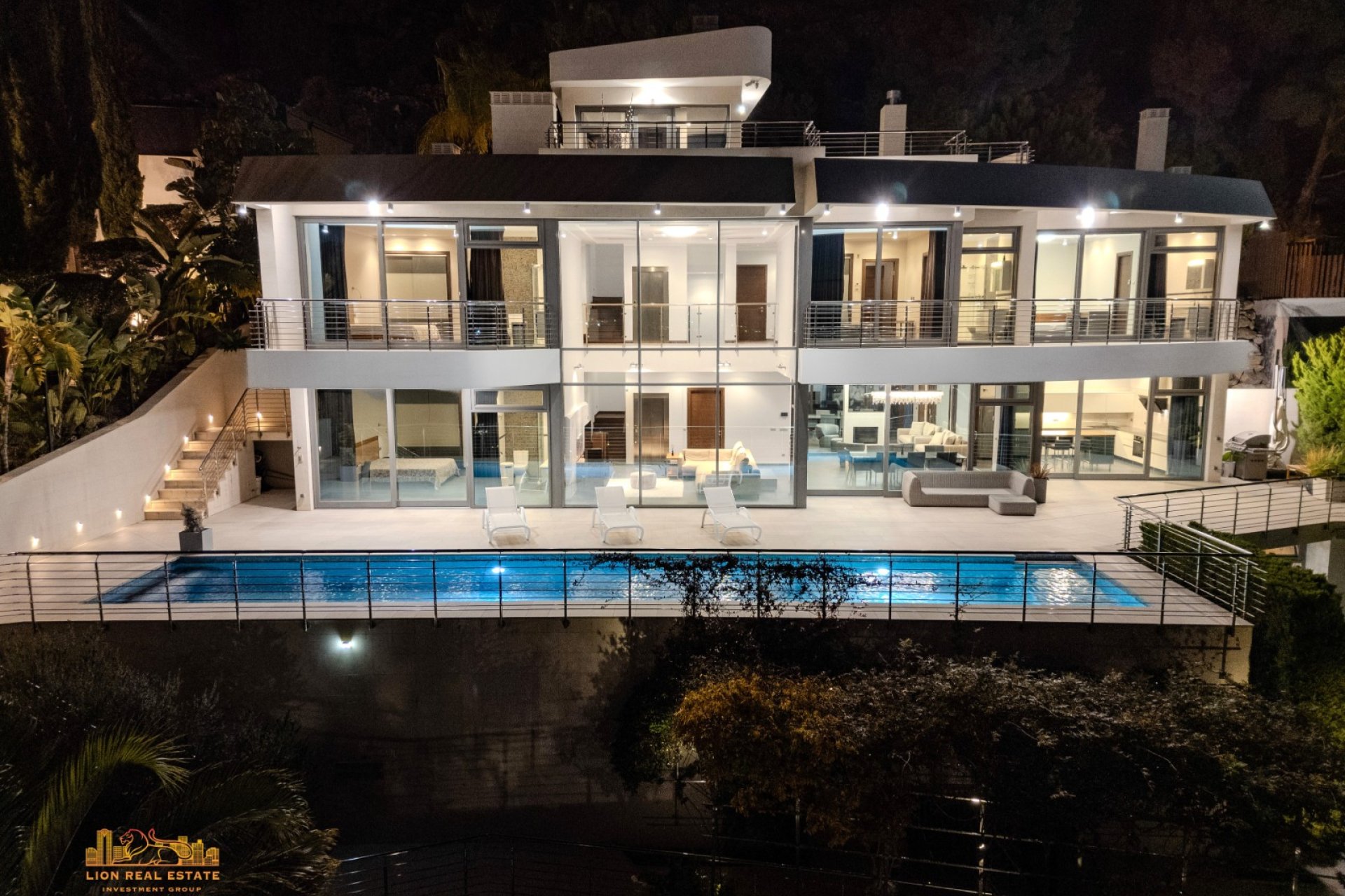 Reventa - Villa -
Altea