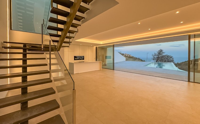 Reventa - Villa -
Altea