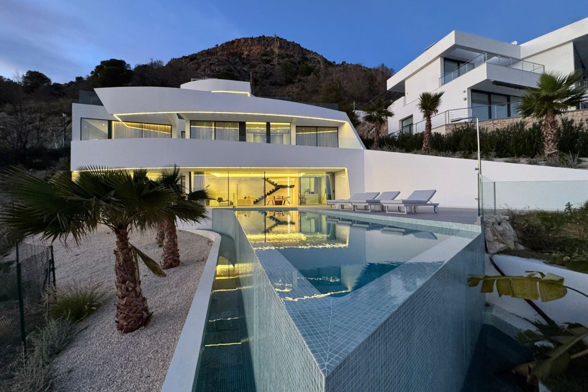 Reventa - Villa -
Altea