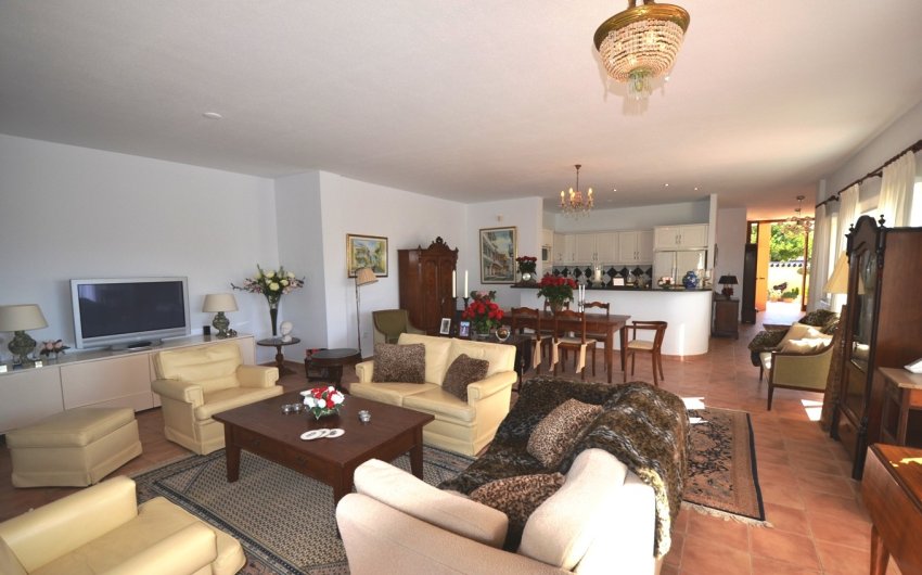 Reventa - Villa -
Altea