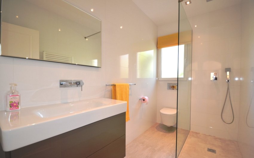 Reventa - Villa -
Altea