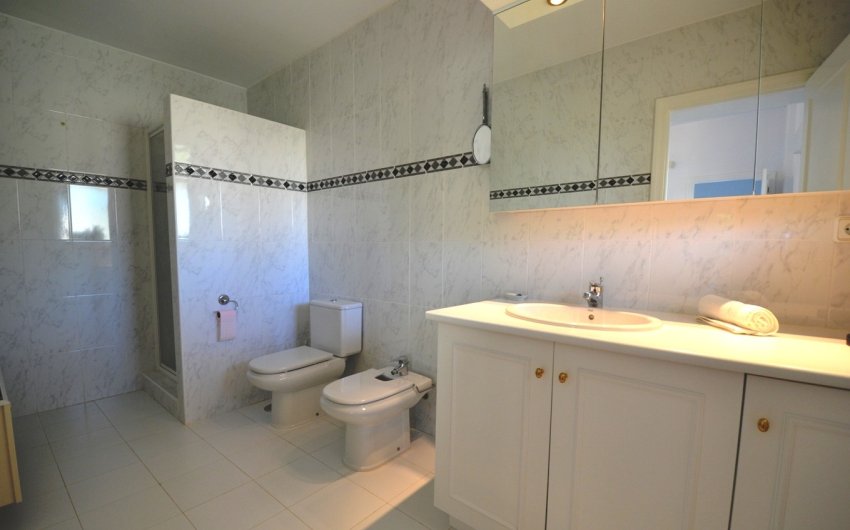 Reventa - Villa -
Altea