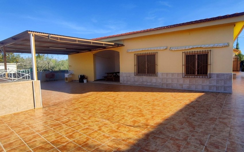 Reventa - Villa -
Aspe