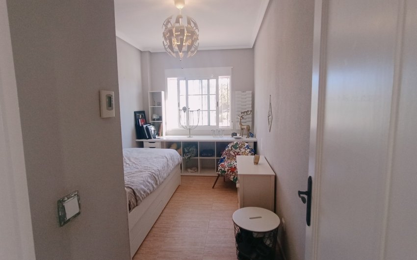 Reventa - Villa -
Avileses - Inland