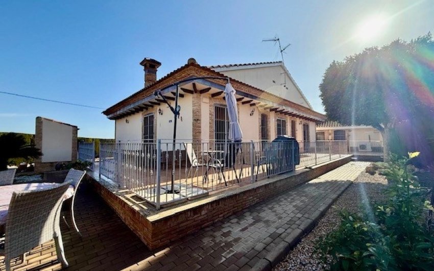 Reventa - Villa -
Avileses - Inland