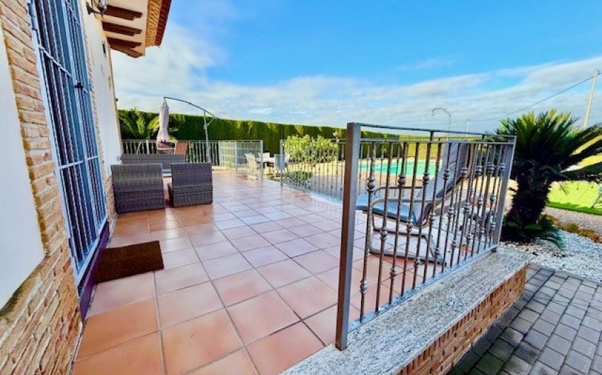 Reventa - Villa -
Avileses - Inland