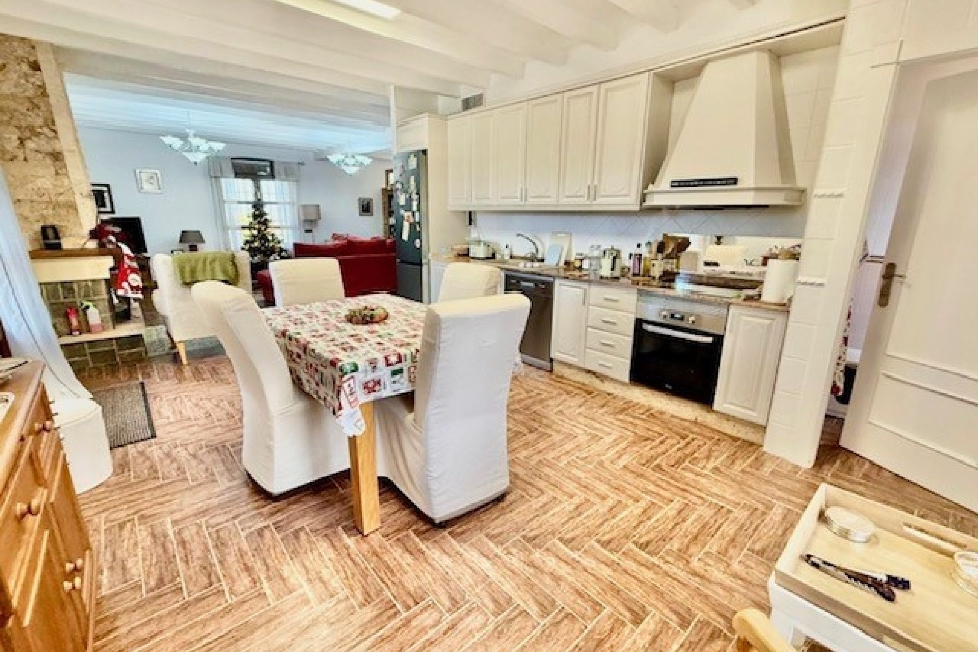 Reventa - Villa -
Avileses - Inland