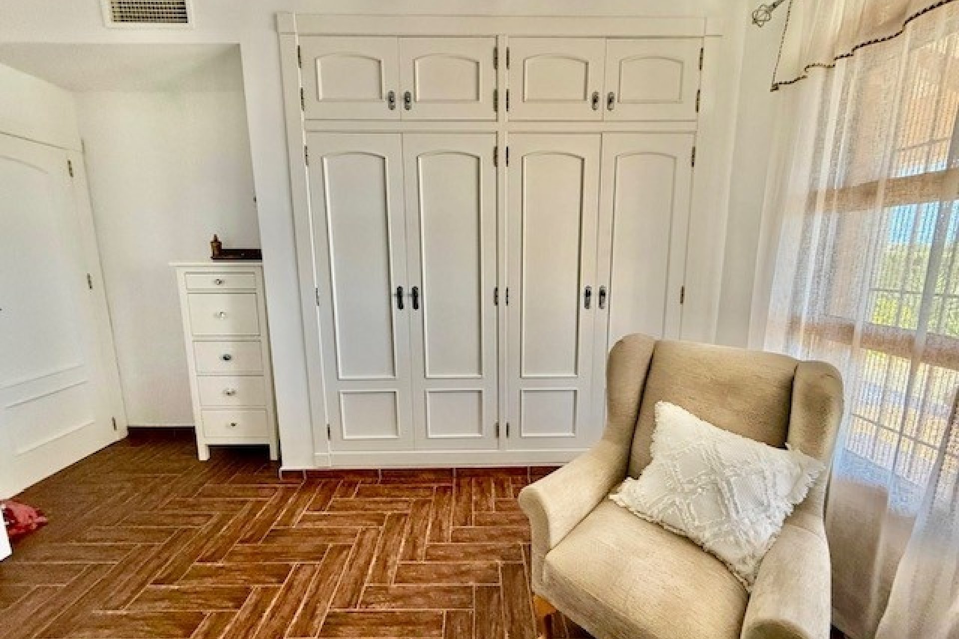 Reventa - Villa -
Avileses - Inland