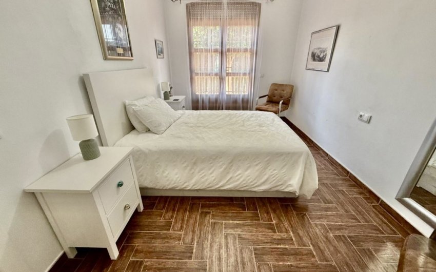 Reventa - Villa -
Avileses - Inland