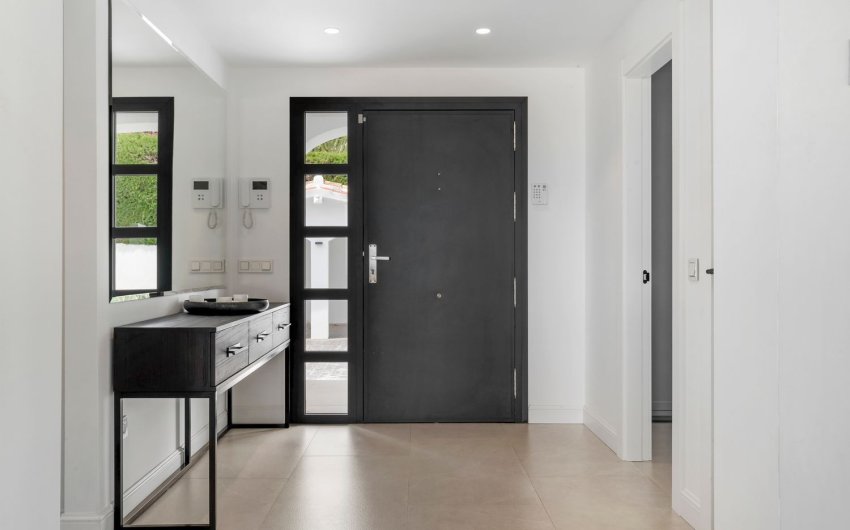 Reventa - Villa -
Benahavís - Cortés