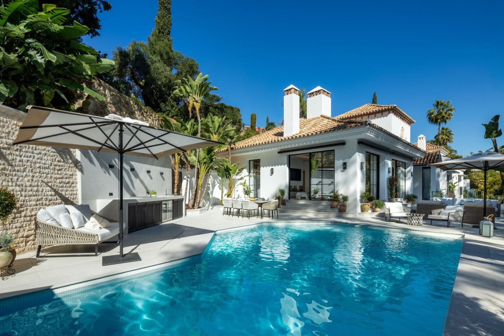Reventa - Villa -
Benahavís - Costa del Sol