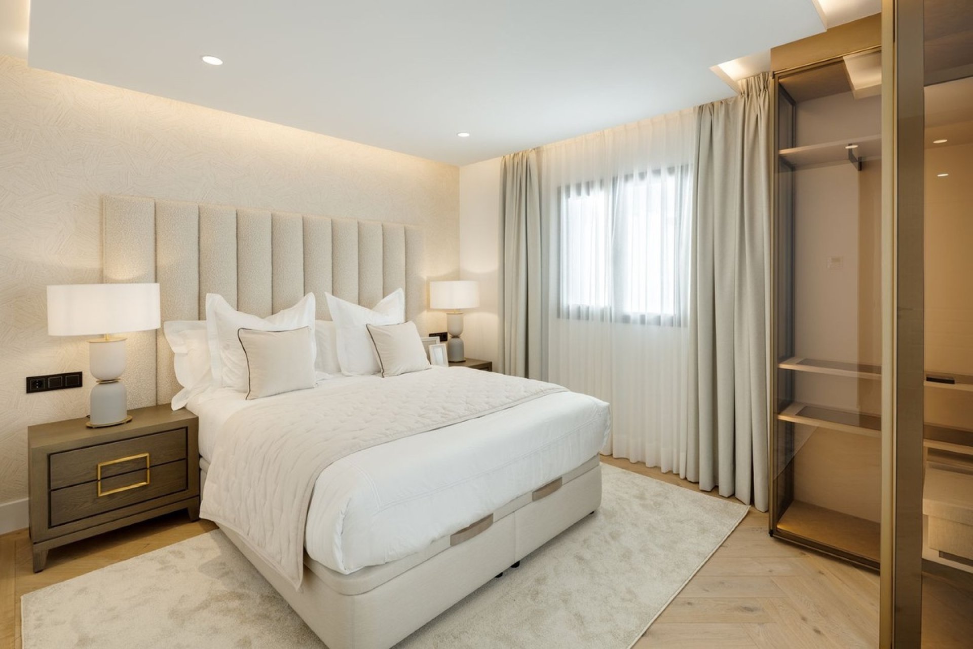 Reventa - Villa -
Benahavís - Costa del Sol