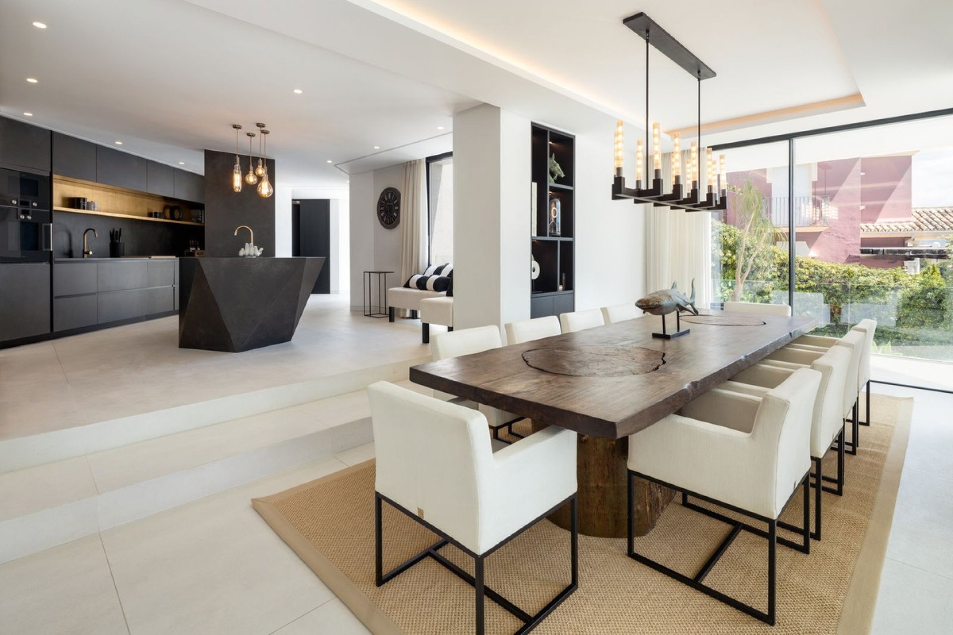 Reventa - Villa -
Benahavís - Costa del Sol