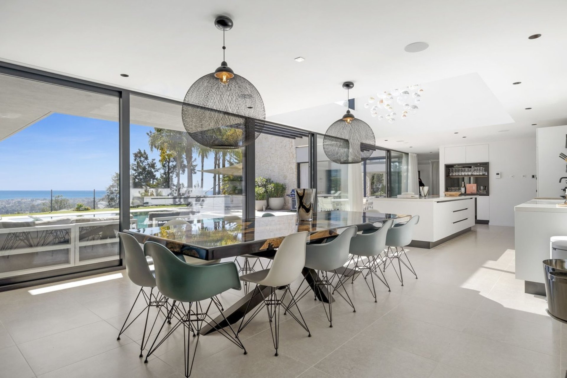 Reventa - Villa -
Benahavís - Costa del Sol