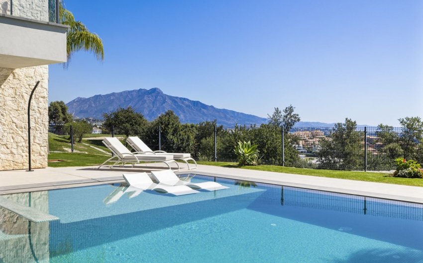 Reventa - Villa -
Benahavís - Costa del Sol