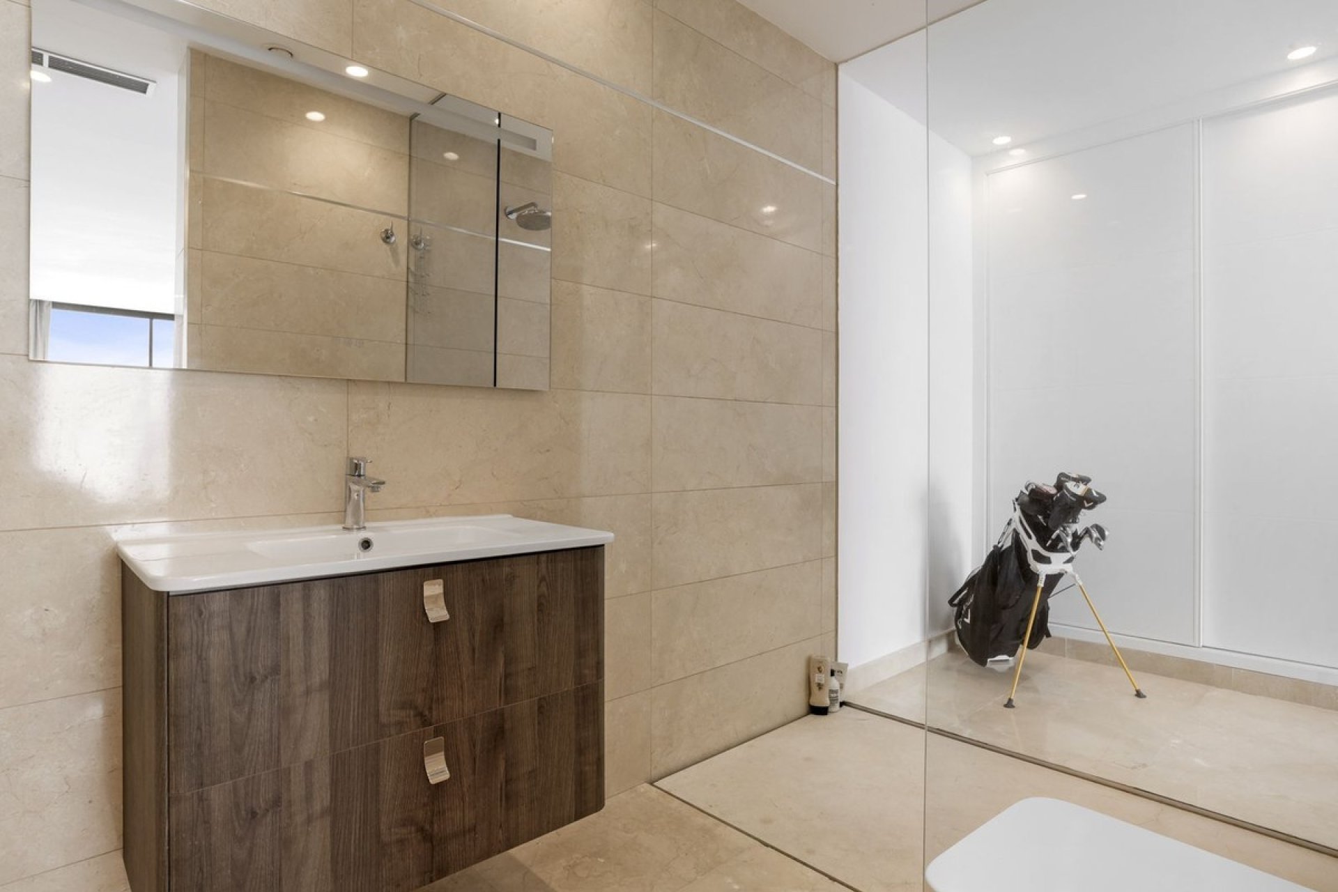 Reventa - Villa -
Benahavís - Costa del Sol