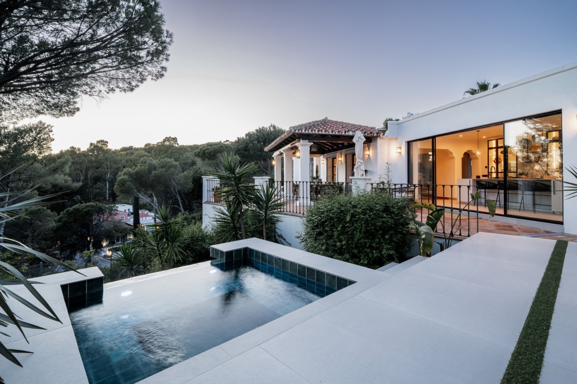 Reventa - Villa -
Benahavís - Costa del Sol