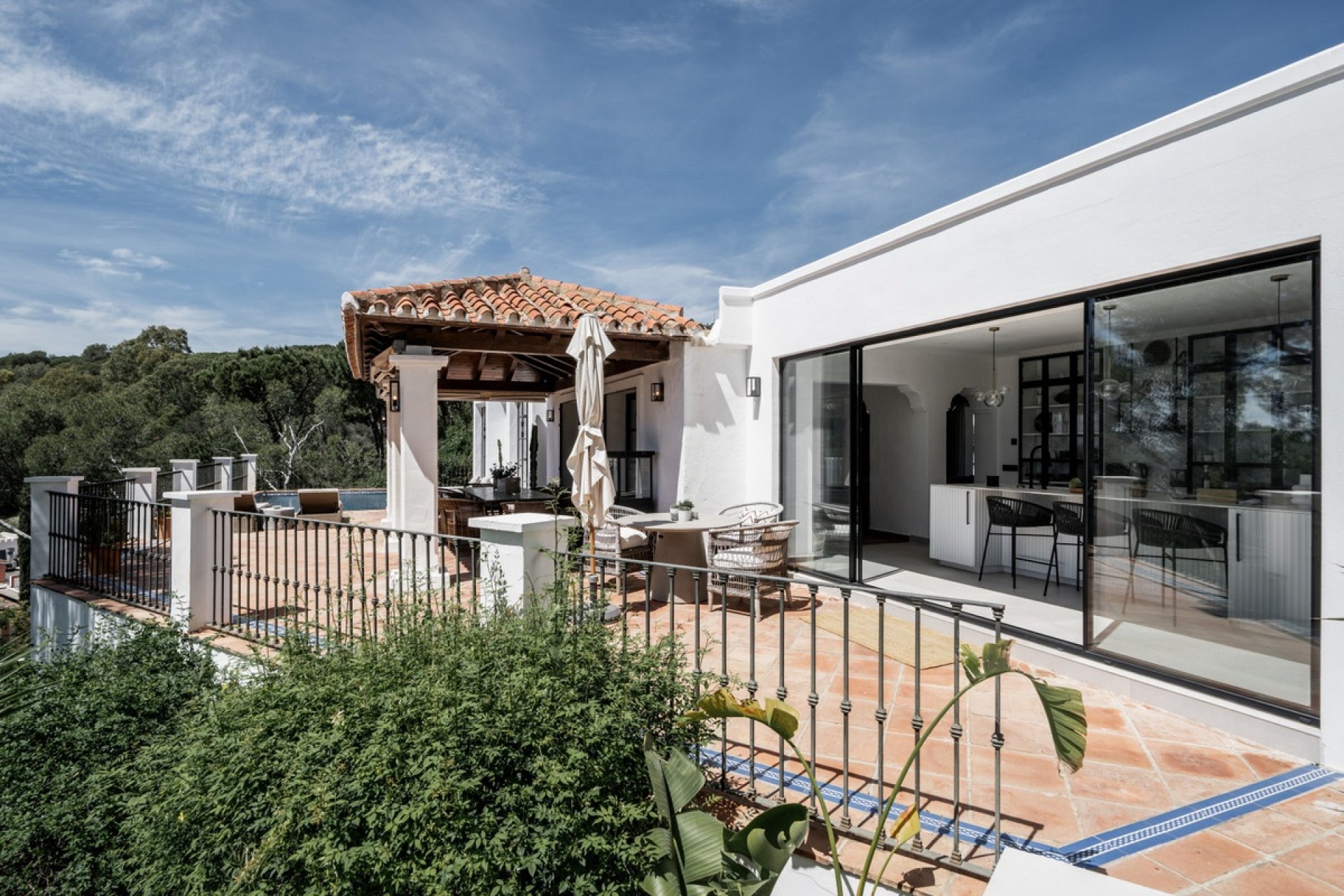 Reventa - Villa -
Benahavís - Costa del Sol