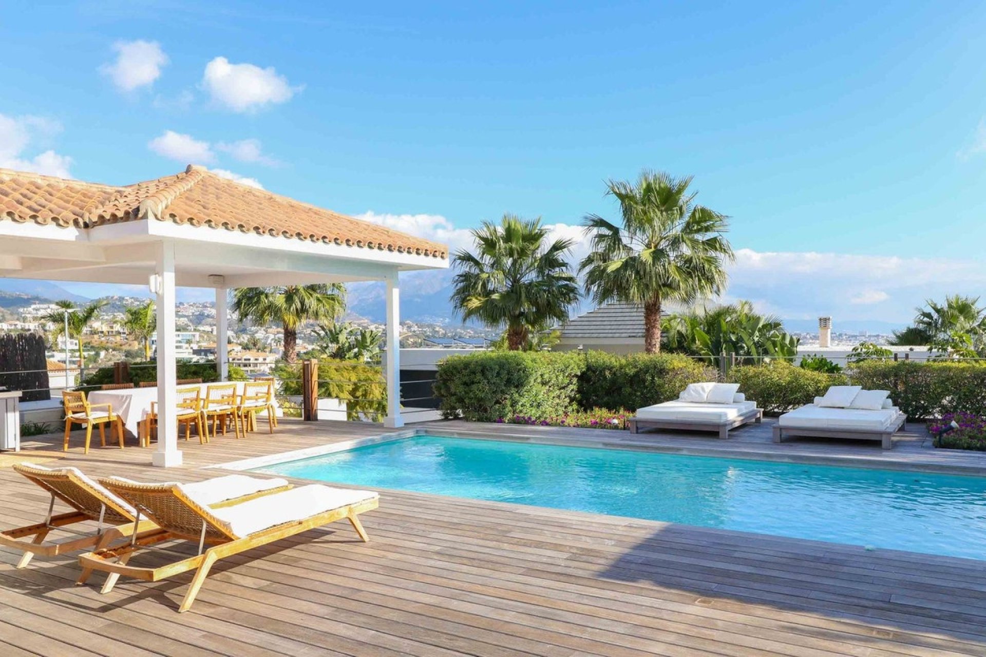 Reventa - Villa -
Benahavís - Costa del Sol
