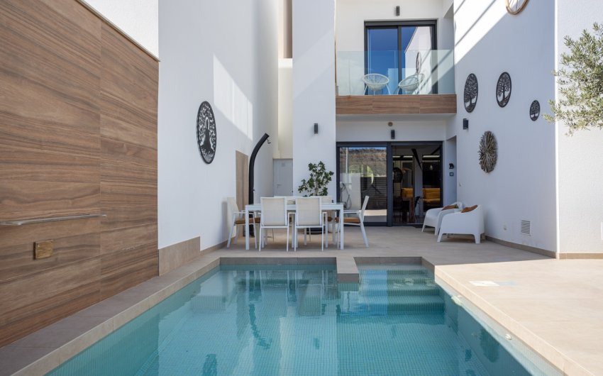 Reventa - Villa -
Benijofar - Costa Blanca