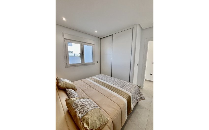 Reventa - Villa -
Benijofar - Costa Blanca