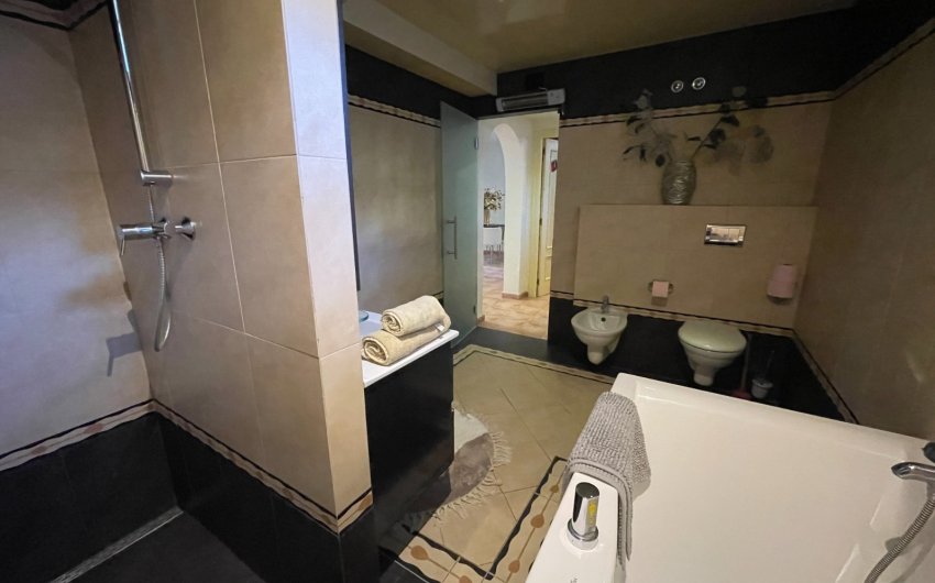 Reventa - Villa -
Benijofar - Costa Blanca